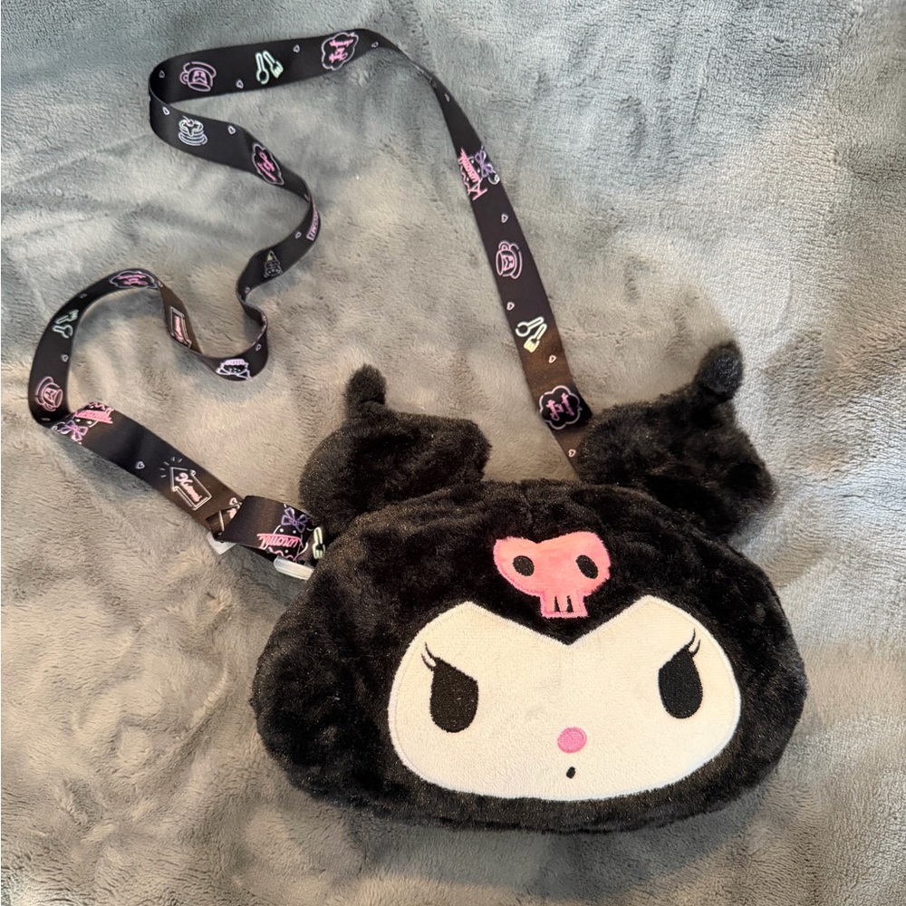 ❤️❤️SANRIO MYSTERY BUNDLE with Black Karomi Crossbody Plush Bag